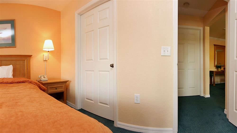 Mainsail Tampa Extended Stay Exterior foto